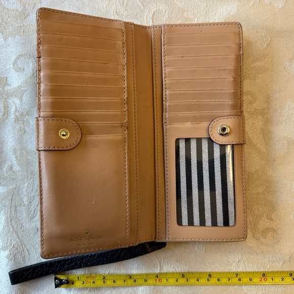 Kate Spade Wallet - Picture 4 of 5